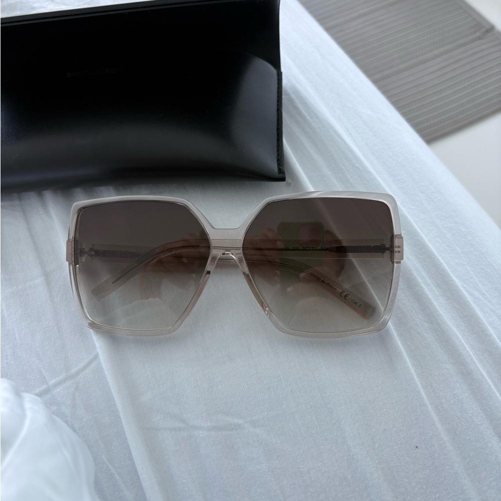 Saint Laurent SL232 Betty - Picture 2 of 5